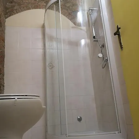 Le Casette مزرعة للإقامة جوارديستالو